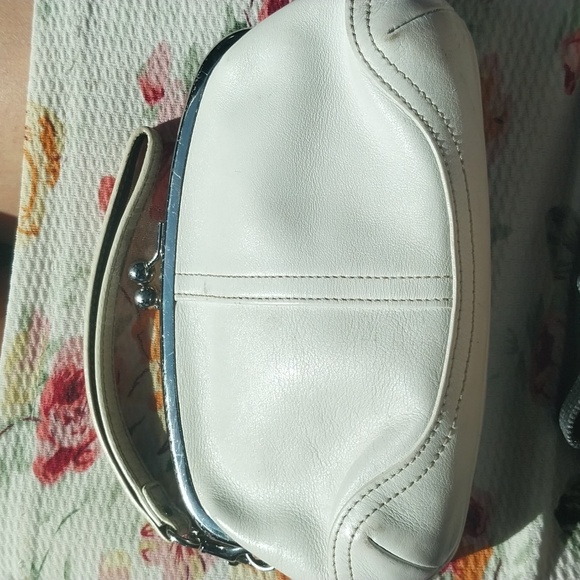 Coach White Leather Wristlet Clutch - Picture 1 of 3